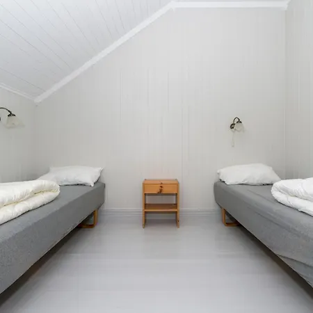 Tyskhella Rorbuer Lägenhet