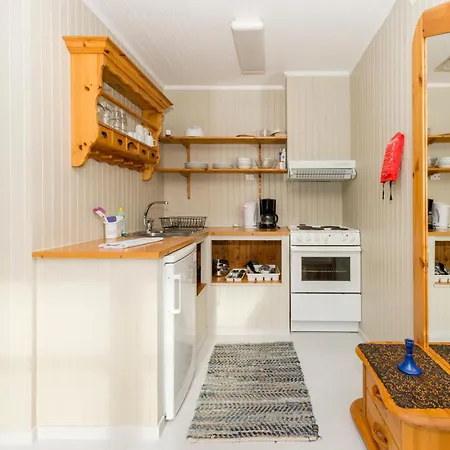 Tyskhella Rorbuer Lägenhet *